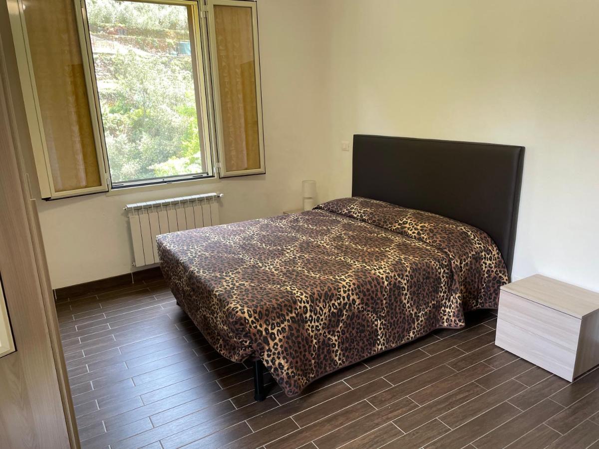 Agriturismo Del Gao Isolabona Екстериор снимка